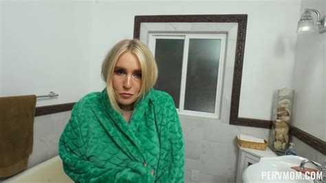 pervmom vk.com|pervmom.23.04.16.sarah.taylor.stay.a.little.longer .
